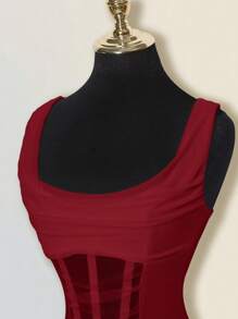 SHEIN ICON 透视低胸鱼骨吊带背心