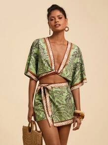 Travachic Bộ 2 chiếc áo crop top cổ chữ V và chân váy ngắn phong cách cổ điển dành cho nữ, Bộ đồ mùa hè dành cho nữ, Thích hợp cho kỳ nghỉ, Trang phục nghỉ dưỡng dành cho nữ, Trang phục đi biển dành cho nữ, Trang phục nghỉ dưỡng, Họa tiết hoa dành cho nữ 2 chiếc, Bộ đồ hai mảnh dành cho nữ, Kỳ nghỉ, Mì Ý in dệt 2 chiếc - màu xanh lá - Xem 4