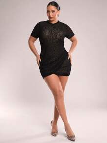 SHEIN BAE Plus Size Women Black Flocked Mini Dress With Ruched Detail To Flatter Hips And Open Slit To Elongate Legs, Elastic Knit Fabric For Fitted Silhouette, Versatile Elegant Dress Suitable For Daily Wear, Commute, Outing, Date, Afternoon Tea, Vacation, Spring/Summer, Mother's Day,4th Of July,Summer Outfits For Women,Music Festival,Graduation Dresses For Wom
