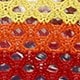 متعدد الألوان