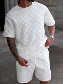 Manfinity Homme 2pcs/Set Plus Size Men's Summer Textured Short Sleeve T-Shirt And Shorts Set