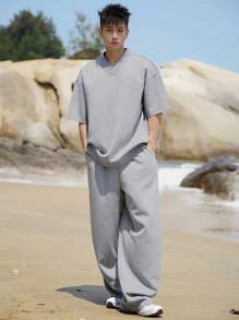 DAZY 2 piezas Conjunto de camiseta de hombre de cuello en V acanalado de color gris sólido, para verano