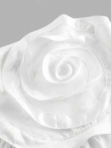 SHEIN MOD 白色花卉3D荷叶边前部细节缎面派对礼服，立体花朵，伞形连衣裙，短裙，女士连衣裙，婚礼宾客礼服女士，白色连衣裙，女士白色连衣裙 - 白色 - 查看 3