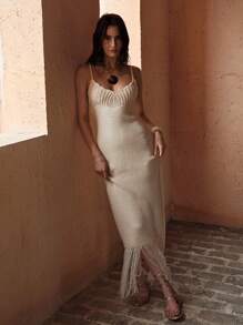 MOTF PREMIUM Vestido/cubre con escote en la espalda y flecos en el bajo