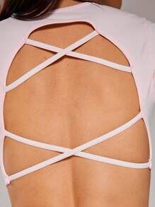 Musera Sport 交叉后背短款长袖健身上衣，适合板网球、网球、匹克球等健身运动