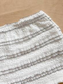 SHEIN x Eduarda Gutierrez Soleia 女士两件套度假套装：红白条纹针织露肩上衣和超低腰紧身短裤，适合派对、圣诞节、情人节、约会、海滩、游轮、狂欢节、复活节 - 白色 - 查看 4