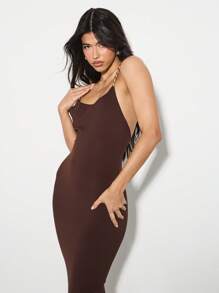 KIZN Luxurious Chain Strap Maxi Dress Evening Bodycon Floor Length Gown Fitted Form Special Occasion Statement Holiday Season Party Elegant - Brown - View 5