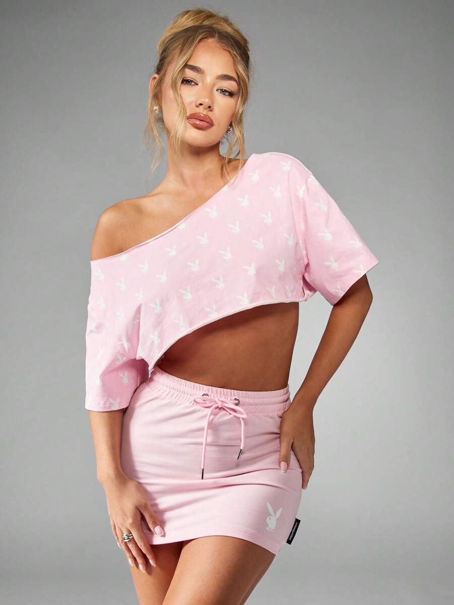 Missguided x Playboy Top corto de hombros al descubierto con estampado de conejito, de algodón, para verano, resort, casual, descanso, festival, club, ropa deportiva activa, moda de ocio