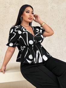 SHEIN SXY Plus Size Women's Spring And Summer Sexy Black And White Abstract Print Waist Short Sleeve Shirt, Suitable For Everyday Wear, Festival, Date Night, Birthday, Bachelorette Party Outfit, Wedding, Elegant, Casual, Shopping, Streetwear, Going Out, Easy To Match&Looks Slim, Accent Your Body, Flatter The Figure