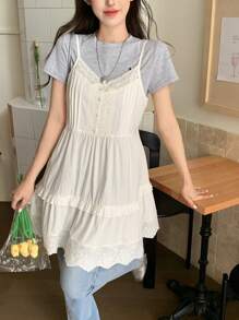 DAZY Top canottiera da donna con balza in pizzo a contrasto, top babydoll estivo alla moda senza maniche