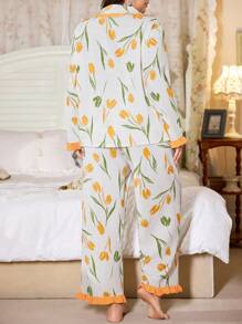 CottageSlumber Conjunto de pijama de talla grande con estampado floral y cuello con volantes en color contrastante