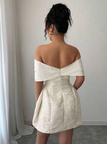 Rafferiza 女士法式甜美蝴蝶结单肩连衣裙女士收腰修身粉色花卉提花中长连衣裙 - 杏色 - 查看 2