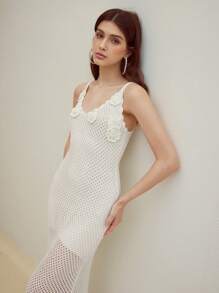 MOTF STUDIO FLOWER APPLIQUES SWEATER DRESS - White - View 6