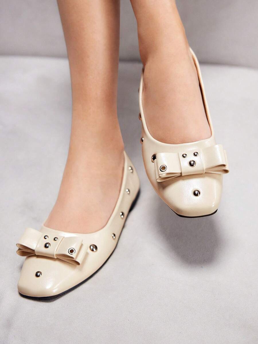 CUCCOO GRLICON 女士 Y2K 风格平底鞋，适合朋克、骑行者、酷女孩、万圣节、圣诞节、派对装扮 - 杏色 - 查看 1