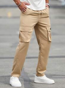 Manfinity LEGND Men's Casual Straight Leg Cargo Pants With Multiple Pockets