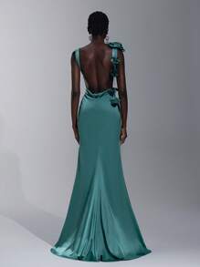 Elitara Elegante abito da donna verde oliva in raso, minimalista, con spalle scoperte, decorazioni floreali, frange, taglio a sirena e schiena scoperta, adatto per appuntamenti, vacanze, matrimoni, damigelle