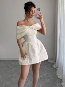 Rafferiza 女士法式甜美蝴蝶结单肩连衣裙女士收腰修身粉色花卉提花中长连衣裙 - 杏色 - 查看 5