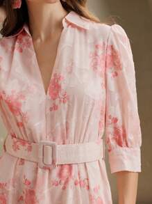 Anewsta 浪漫提花提花3/4袖V领中长连衣裙配腰带，度假风格，适合情人节 - 粉色 - 查看 3