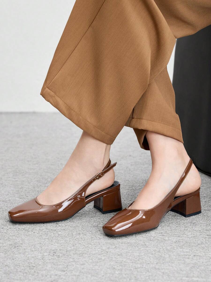 CUCCOO BIZCHIC 女士经典棕色系带平底乐福鞋 - 棕色 - 查看 1