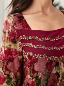 Al Najma 方领喇叭袖接缝褶饰棉质印花中长连衣裙，端庄 - 彩色 - 查看 7