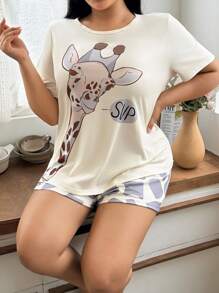 Plus Size Giraffe Print Casual Short Sleeve T-Shirt And Shorts 2Pc Set - Grey - View 3