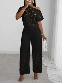 Slaydiva 25新款夏季优雅度假斜肩一字肩插肩袖短袖烂花菱格纹宽松上衣+下摆烂花阔腿裤特长裤白色女两件套 - 黑色 - 查看 7