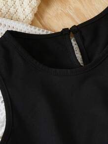 SHEIN 2 Bộ trang phục Xuân/Hè đồng màu dành cho các cô gái tuổi Tween - Áo crop top dài tay và váy không tay có đường viền cổ tròn - Đen và trắng - Xem 3