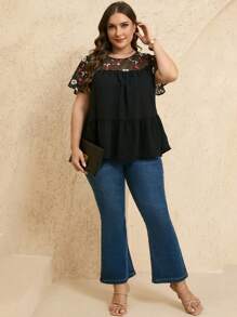 EMERY ROSE Plus Size Women Floral Embroidery Mesh Patchwork Ruffle Hem Loose Blouse, Tunic Top,Women's Holiday Wear, Brunch Outfits For Women, Business Casual Women, Going Out Tops Women, Wedding Guest Dress Women,Summer Outfits For Women - Black - View 5