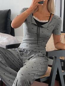 DAZY Juego de pijama para mujer de 2 piezas con estampado de lazos en todo el diseño de parte superior y pantalones
