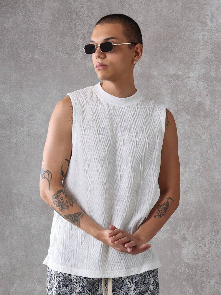 텍스처드 지그재그 패턴의 탱크탑