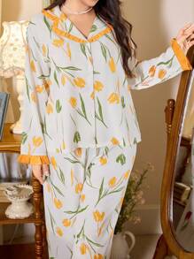CottageSlumber Conjunto de pijama de talla grande con estampado floral y cuello con volantes en color contrastante