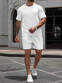 Manfinity CasualCool Plus Size Men's T-Shirt And Shorts Set, Fashionable For Summer - White - View 3