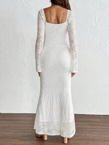 MaterniChic 情人节白色喇叭袖蕾丝紧身鱼尾孕妇装 - 杏色 - 查看 2