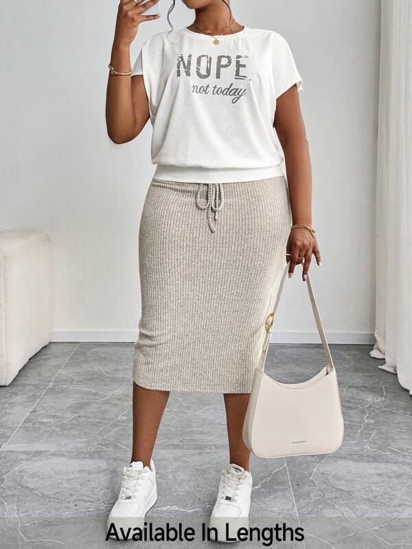 SHEIN PETITE CURVE 2 sztuki plus size koszulka z krótkim rękawem i okrągłym dekoltem oraz spódnica w kształcie litery A, modny zestaw na lato