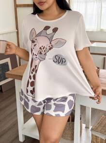 Plus Size Giraffe Print Casual Short Sleeve T-Shirt And Shorts 2Pc Set - Grey - View 4