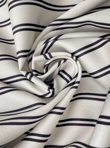 SHEIN LUNE 大码夏季条纹不对称袖口七分裤，时尚休闲舒适，条纹印花休闲日常穿着女士夏季长裤 - 彩色 - 查看 6