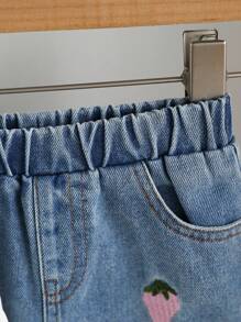 2pcs/Set Baby Girl Spring&Summer Casual Style Strawberry-Shape Sleeveless Slip Top&Short Jeans - White - View 3