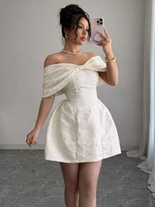 Rafferiza 女士法式甜美蝴蝶结单肩连衣裙女士收腰修身粉色花卉提花中长连衣裙 - 杏色 - 查看 4