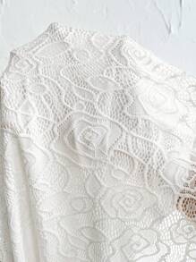 MaterniChic 情人节白色喇叭袖蕾丝紧身鱼尾孕妇装 - 杏色 - 查看 5