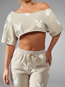 Missguided x Playboy 标志性全印花露肩短款家居服上衣舒适休闲街头时尚宣言