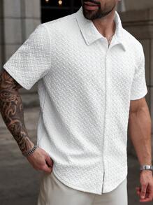 Manfinity CasualCool Plus Size Men's Solid Color Short Sleeve Shirt, Fashionable For Summer