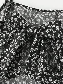 SHEIN Tween Girls' Ditsy Floral Backless Bowknot Hollow Out Strap Summer Vacation Dress - Black - View 3