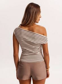 SHEIN BAE Spring, Autumn And Summer Crochet Brown Striped Off-Shoulder Irregular Top T-Shirt Is Suitable For Daily Leisure, Going Out, Going Out With Girlfriends, Afternoon Tea, Commuting Leisure, Beach Vacation, And All-Match Occasions