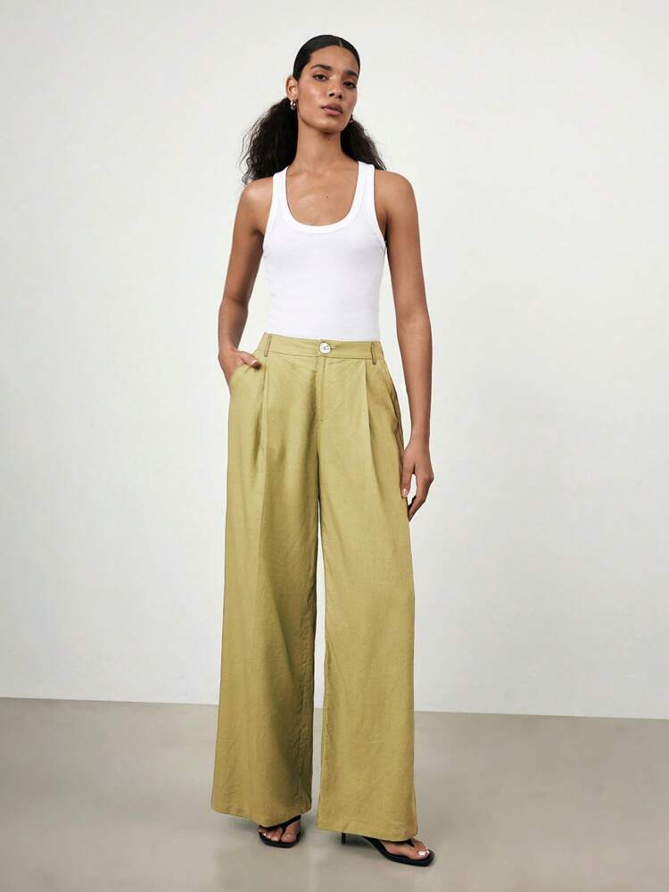 SHEIN Maija Conjunto de 2 piezas de pantalones verdes de moda casual para primavera/verano 2025, cómodos y adecuados para el tiempo libre diario, vacaciones románticas, reuniones, invitados de boda, personas mayores, el Día de San Valentín, festivales de música y graduación