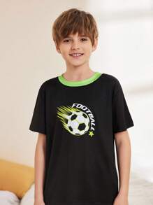 FamilyFrolics Pigiama da bambino con stampa calcio, composto da top con colletto e pantaloncini corti