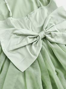 SHEIN Girlism Váy xếp lớp lưới dệt màu xanh lá cây cho bé gái tuổi teen, ngọt ngào, thanh lịch và lộng lẫy, thắt lưng, nơ sau lưng, dáng chữ A lớn, ngắn phía trước và dài phía sau, váy xòe nhiều lớp, thích hợp cho phù dâu, vũ hội tốt nghiệp, tụ họp tiệc tùng, thích hợp cho mùa xuân và mùa hè, váy dự tiệc, váy dạ hội dài - màu xanh lá - Xem 7