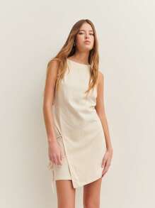 Nöista 无袖连衣裙，带有优雅的裙摆细节——您的夏季办公室装扮，带有一丝精致。 - 杏色 - 查看 1