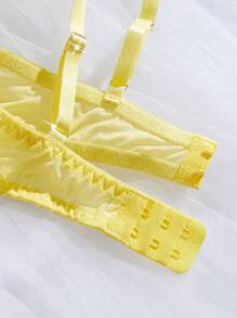 2pcs Pink Romantic Women Underwire Lingerie Bra & Panty Set - Yellow - View 4