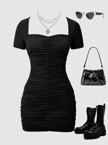 SHEIN ChillGRL Black Sweet & Spicy Style Fitted Short Sleeve Snug Fit Mini Dress With Ruched Collar, Casual Fashion Summer Dress For Teenage Girls - Black - View 3