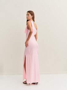 Nöista 不对称长裙，肩部带有蝴蝶结细节，这款精致的单品可提升您的夏日棕褐色调。 - 粉色 - 查看 2